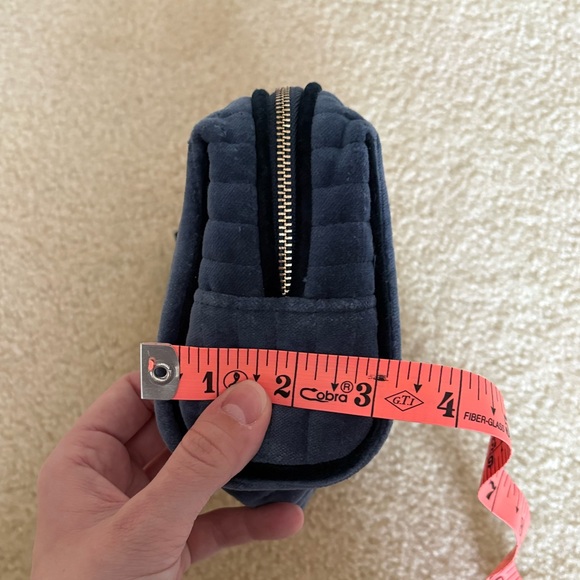 Sézane Women’s Cotton Makeup Bag. - Picture 9 of 9